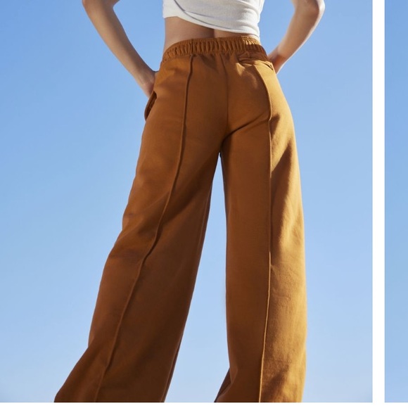 Champion uo exclusive classic wide leg sweatpants - Picture 3 of 7